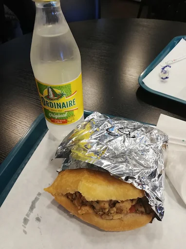 Menu poulet fromage boisson 50 cl